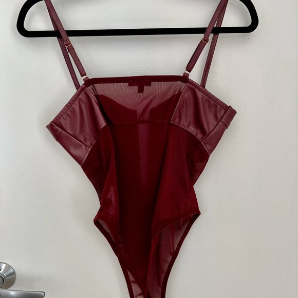 NWOT | Fashion Nova | Hooked On Her Corset Bodysuit | Small | Wine - Picture 7 of 13